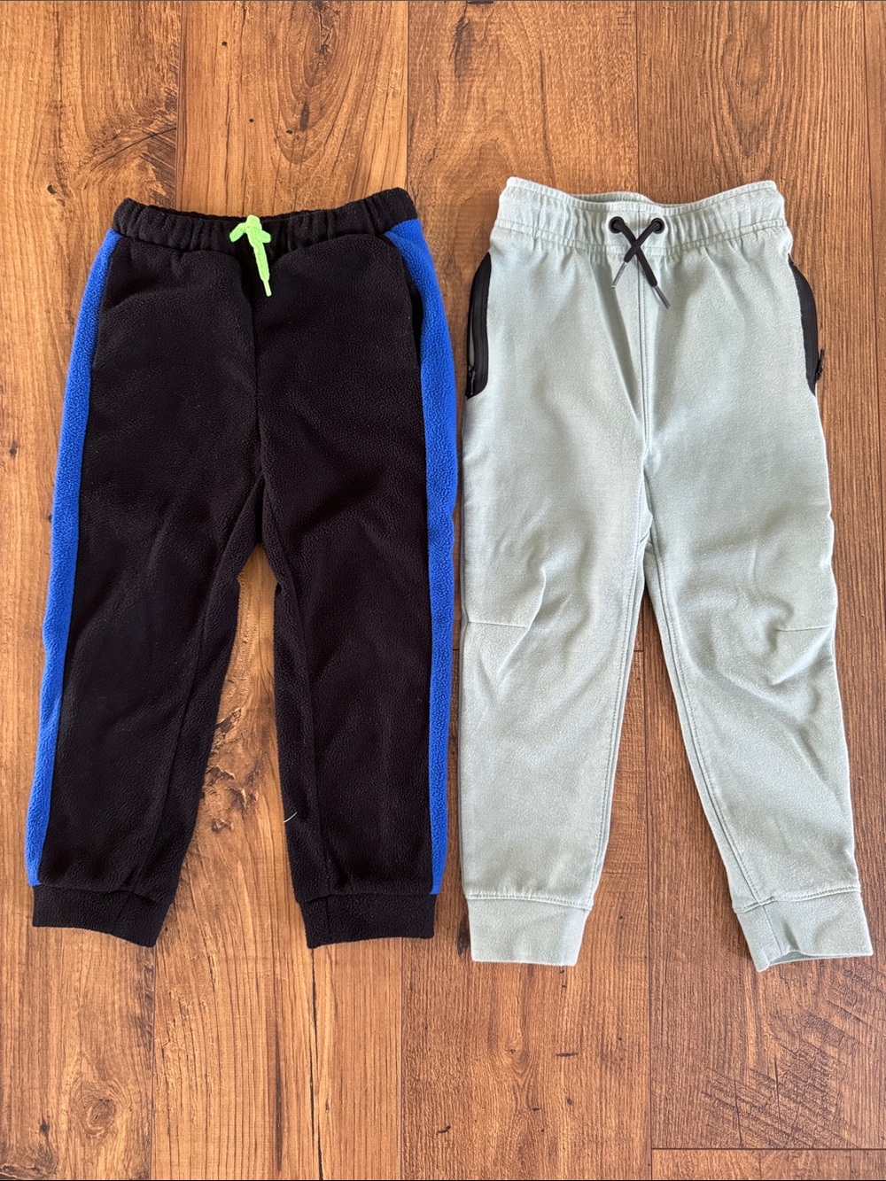 Bundle of toddler Old Navy pants, size 4T